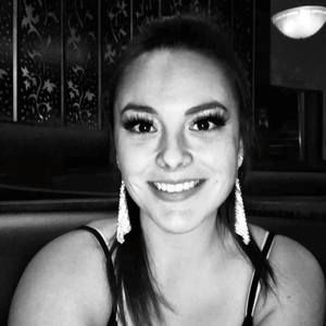 Meet your Posher, Desiree